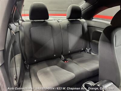 2014 Volkswagen Beetle-Classic 1.8T Entry PZEV   - Photo 8 - Orange, CA 92868