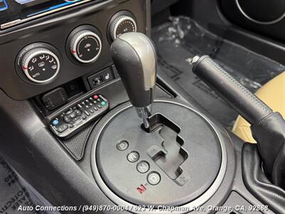 2010 Mazda MX-5 Miata Grand Touring   - Photo 17 - Orange, CA 92868