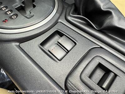 2010 Mazda MX-5 Miata Grand Touring   - Photo 16 - Orange, CA 92868