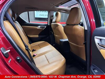 2012 Lexus CT 200h Premium   - Photo 8 - Orange, CA 92868