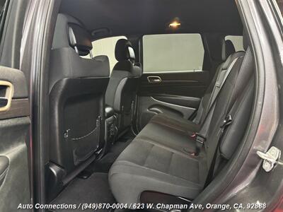 2014 Jeep Grand Cherokee Laredo   - Photo 9 - Orange, CA 92868