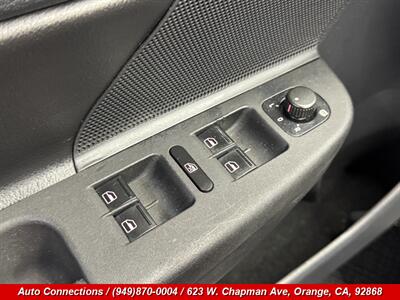 2013 Volkswagen Jetta SportWagen S PZEV   - Photo 22 - Orange, CA 92868