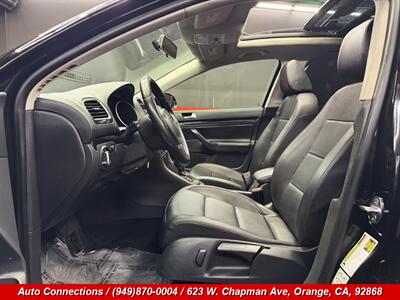 2013 Volkswagen Jetta SportWagen S PZEV   - Photo 6 - Orange, CA 92868
