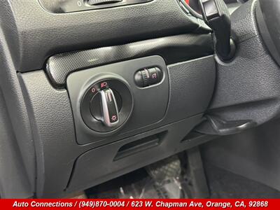2013 Volkswagen Jetta SportWagen S PZEV   - Photo 20 - Orange, CA 92868