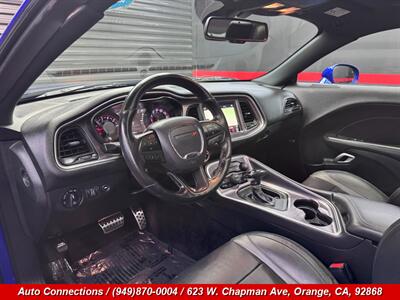 2018 Dodge Challenger SXT Plus   - Photo 11 - Orange, CA 92868