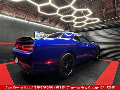 2018 Dodge Challenger SXT Plus   - Photo 3 - Orange, CA 92868