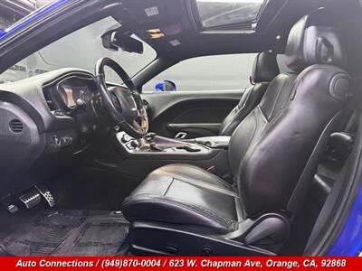2018 Dodge Challenger SXT Plus   - Photo 6 - Orange, CA 92868