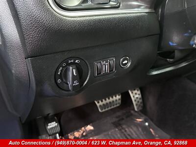 2018 Dodge Challenger SXT Plus   - Photo 20 - Orange, CA 92868