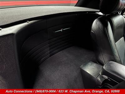 2005 Ford Thunderbird Deluxe - Photo 8 - Orange, CA 92868