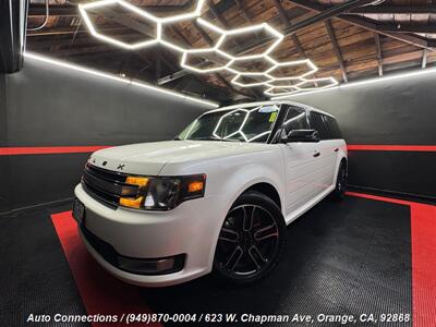 2015 Ford Flex SEL   - Photo 2 - Orange, CA 92868