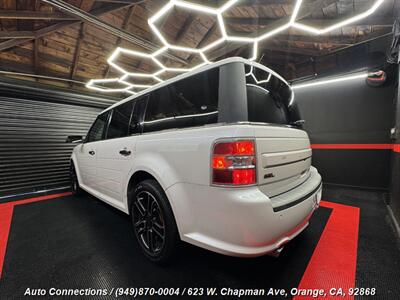 2015 Ford Flex SEL   - Photo 4 - Orange, CA 92868