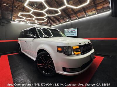 2015 Ford Flex SEL   - Photo 1 - Orange, CA 92868