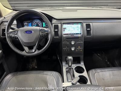 2015 Ford Flex SEL   - Photo 14 - Orange, CA 92868