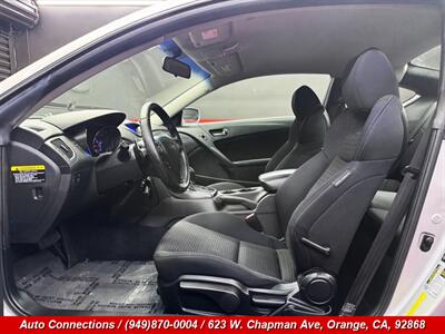 2012 Hyundai Genesis Coupe 2.0T   - Photo 6 - Orange, CA 92868