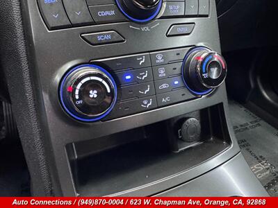 2012 Hyundai Genesis Coupe 2.0T   - Photo 14 - Orange, CA 92868