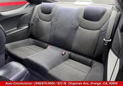 2012 Hyundai Genesis Coupe 2.0T   - Photo 9 - Orange, CA 92868