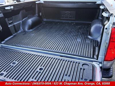 2017 Toyota Tundra SR5   - Photo 19 - Orange, CA 92868