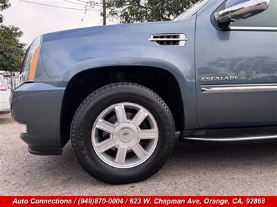 2010 Cadillac Escalade - Photo 35 - Orange, CA 92868