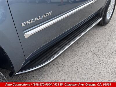 2010 Cadillac Escalade - Photo 30 - Orange, CA 92868