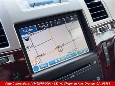 2010 Cadillac Escalade - Photo 17 - Orange, CA 92868