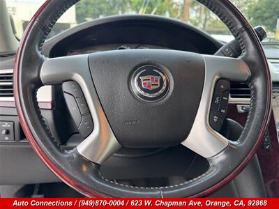 2010 Cadillac Escalade - Photo 15 - Orange, CA 92868