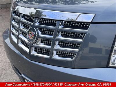 2010 Cadillac Escalade - Photo 31 - Orange, CA 92868
