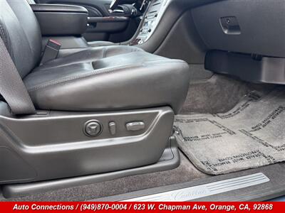 2010 Cadillac Escalade - Photo 23 - Orange, CA 92868