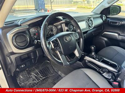 2016 Toyota Tacoma SR5 V6   - Photo 11 - Orange, CA 92868