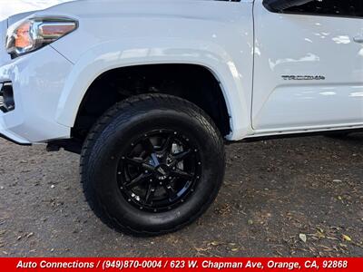 2016 Toyota Tacoma SR5 V6   - Photo 31 - Orange, CA 92868