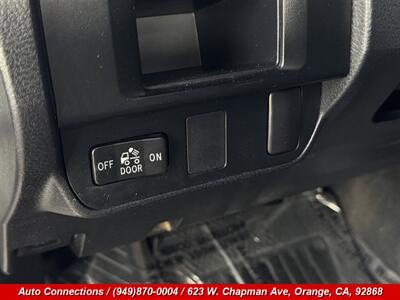 2016 Toyota Tacoma SR5 V6   - Photo 19 - Orange, CA 92868