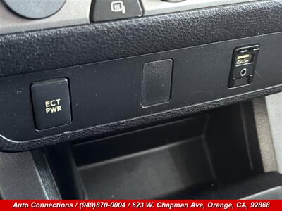 2016 Toyota Tacoma SR5 V6   - Photo 15 - Orange, CA 92868