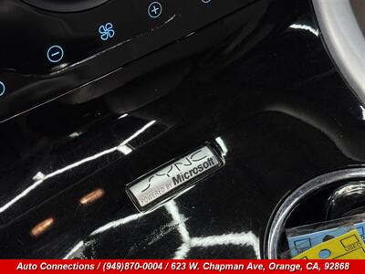 2011 Ford Edge Limited   - Photo 15 - Orange, CA 92868