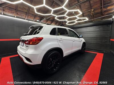 2019 Mitsubishi Outlander Sport ES   - Photo 3 - Orange, CA 92868