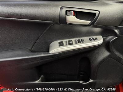 2012 Toyota Camry SE   - Photo 17 - Orange, CA 92868