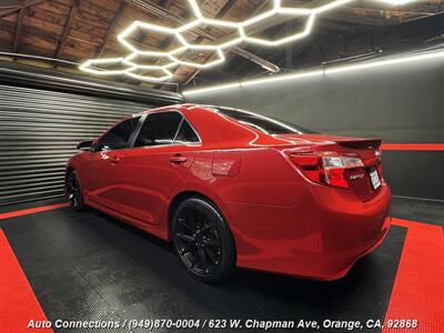 2012 Toyota Camry SE   - Photo 4 - Orange, CA 92868