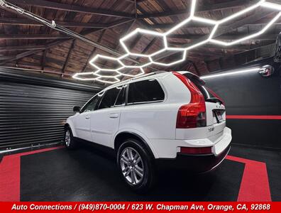 2012 Volvo XC90 3.2   - Photo 4 - Orange, CA 92868