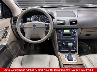 2012 Volvo XC90 3.2   - Photo 14 - Orange, CA 92868
