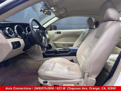 2005 Ford Mustang V6 Deluxe   - Photo 6 - Orange, CA 92868