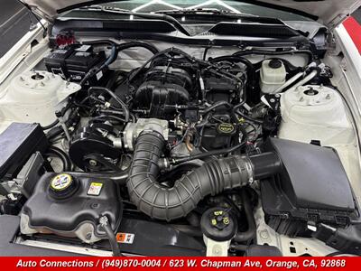 2005 Ford Mustang V6 Deluxe   - Photo 18 - Orange, CA 92868