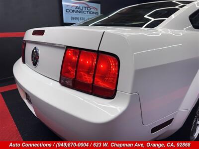 2005 Ford Mustang V6 Deluxe   - Photo 20 - Orange, CA 92868