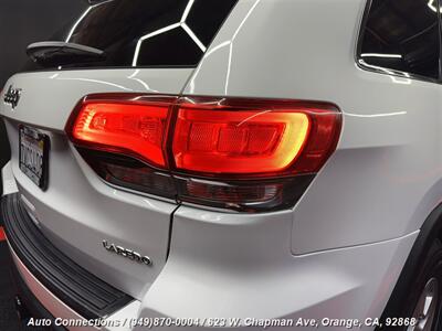 2015 Jeep Grand Cherokee Laredo   - Photo 29 - Orange, CA 92868