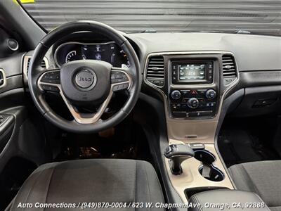 2015 Jeep Grand Cherokee Laredo   - Photo 12 - Orange, CA 92868