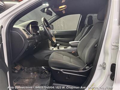 2015 Jeep Grand Cherokee Laredo   - Photo 6 - Orange, CA 92868