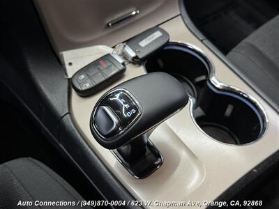 2015 Jeep Grand Cherokee Laredo   - Photo 16 - Orange, CA 92868