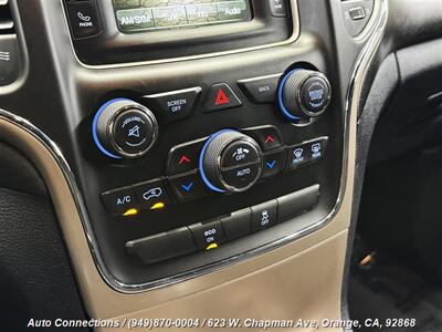 2015 Jeep Grand Cherokee Laredo   - Photo 17 - Orange, CA 92868