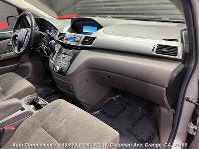 2011 Honda Odyssey EX   - Photo 12 - Orange, CA 92868