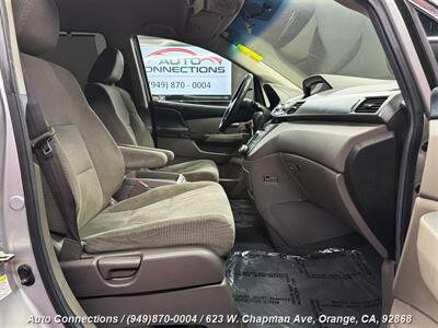 2011 Honda Odyssey EX   - Photo 7 - Orange, CA 92868
