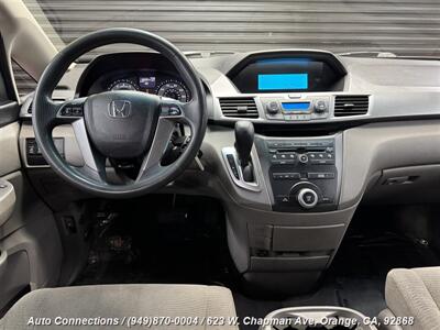 2011 Honda Odyssey EX   - Photo 14 - Orange, CA 92868