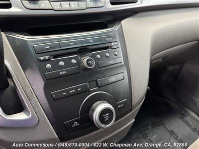 2011 Honda Odyssey EX   - Photo 16 - Orange, CA 92868