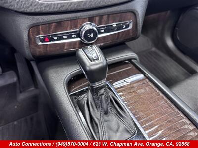 2017 Volvo XC90 T6 Momentum   - Photo 17 - Orange, CA 92868
